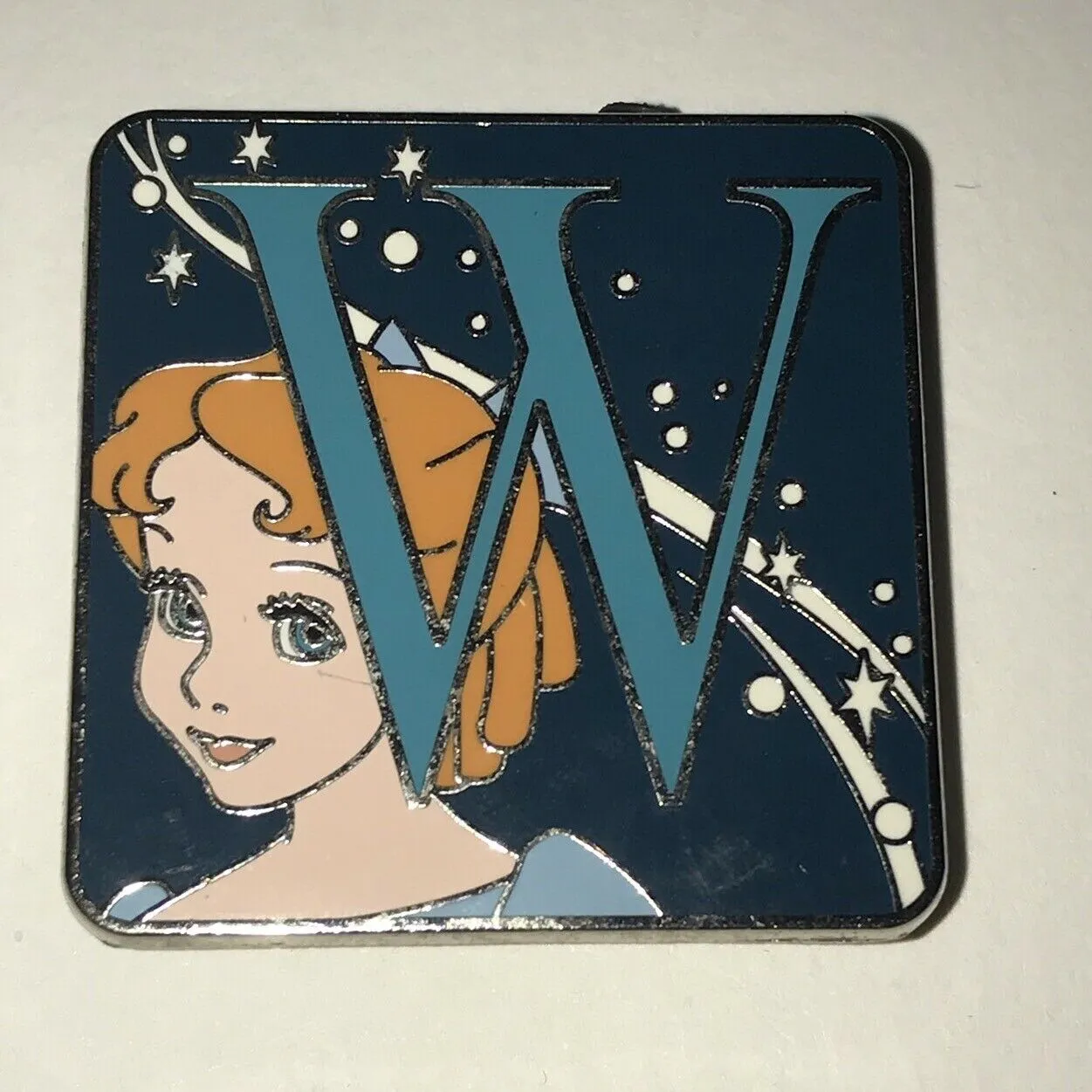 2015 Disney Parks Alphabet Mystery Trading Pin Letter W WENDY Limited Release