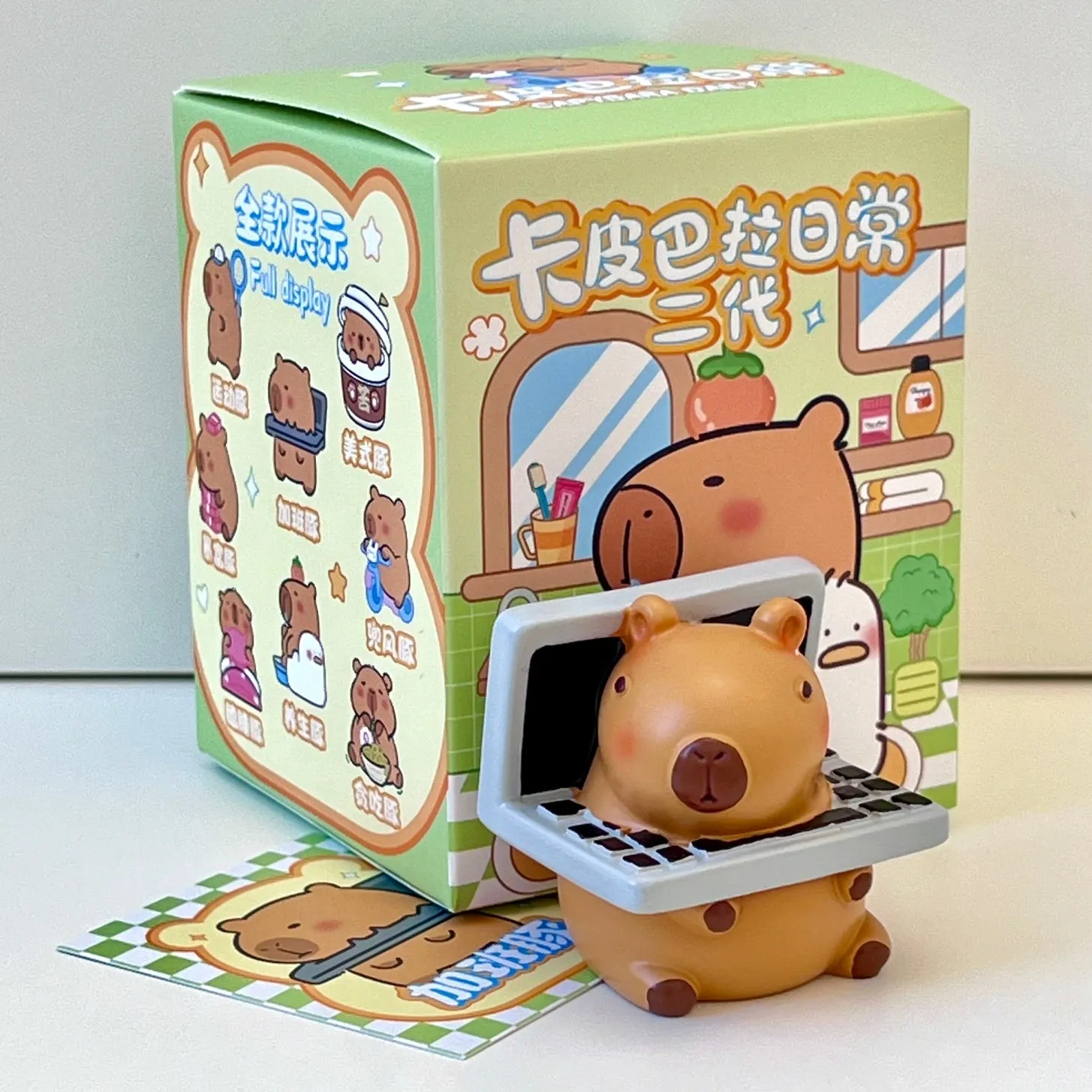 71022 CAPYBARA FAMILY FIGURINE BLIND BOX-8