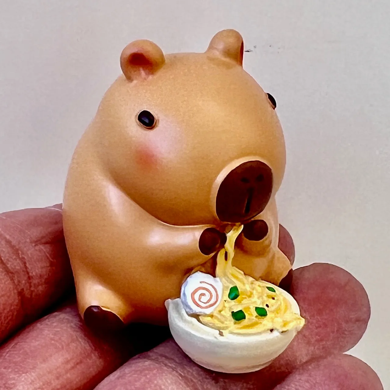 71022 CAPYBARA FAMILY FIGURINE BLIND BOX-8