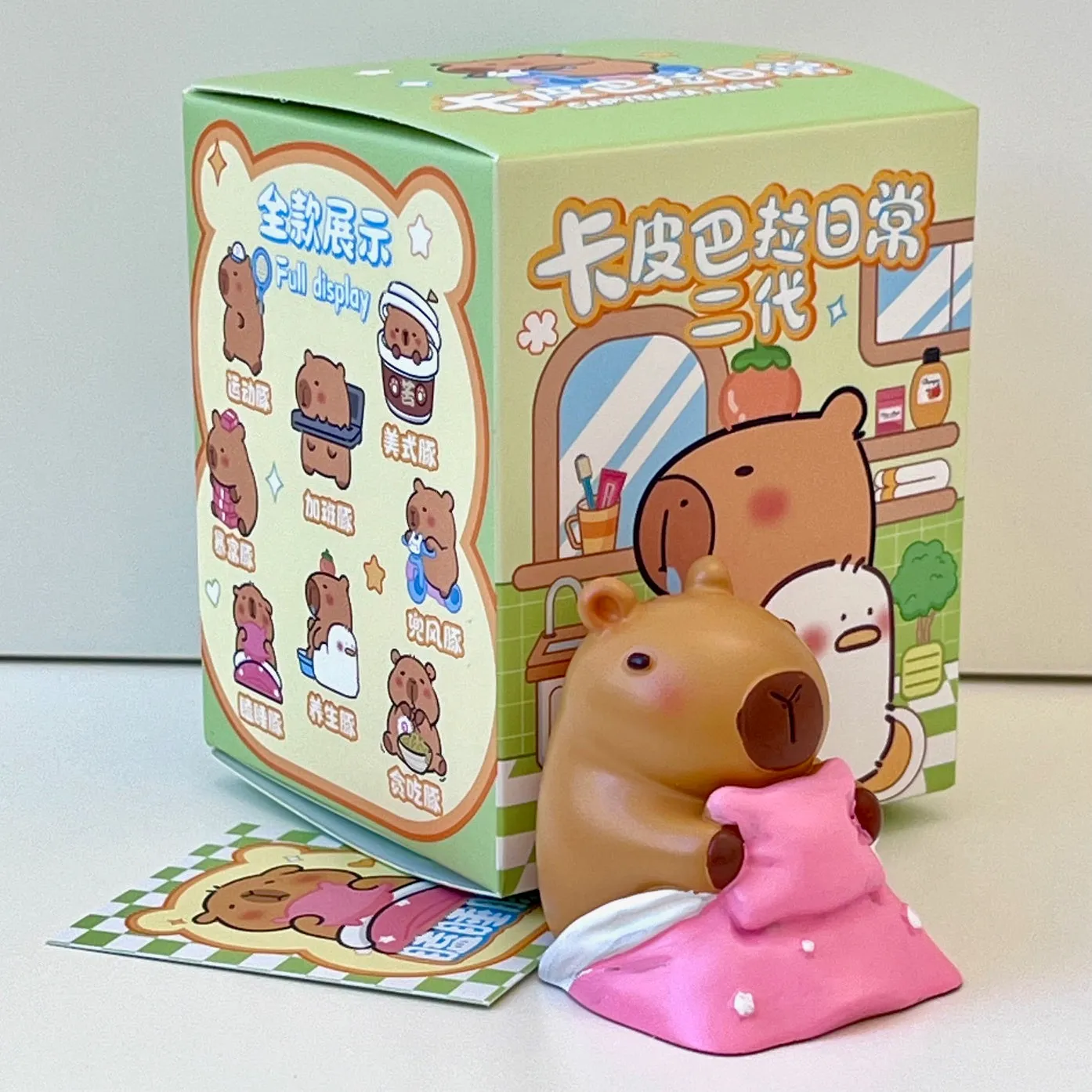 71022 CAPYBARA FAMILY FIGURINE BLIND BOX-8