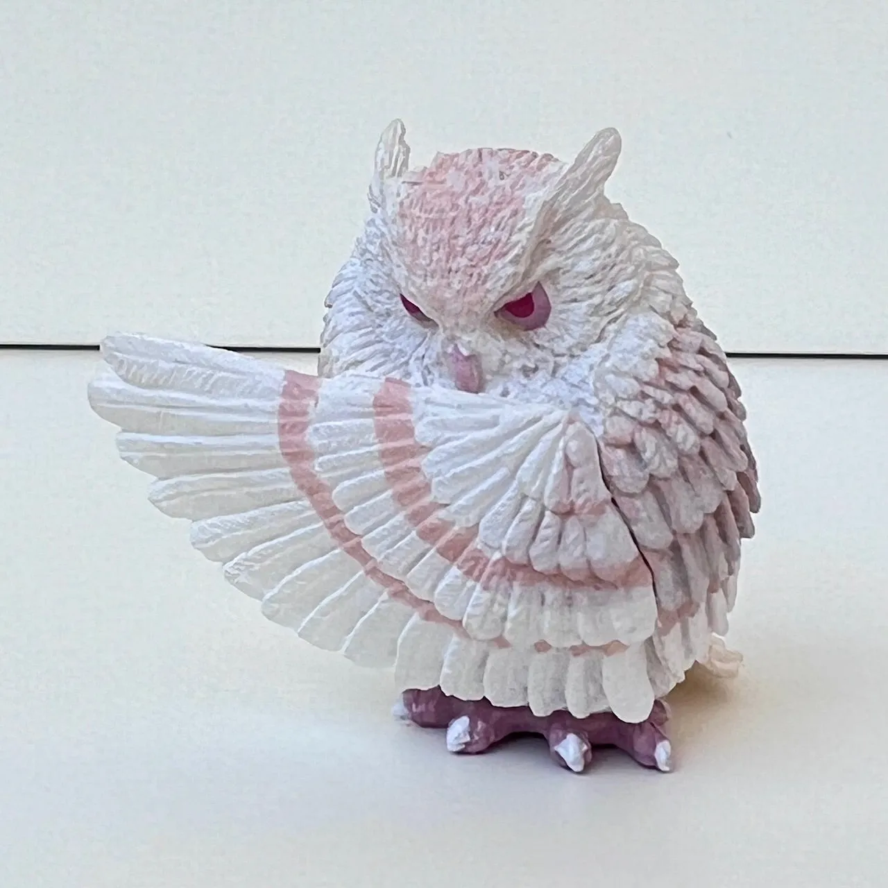 73054 White Bowing Birds Blind Box-10