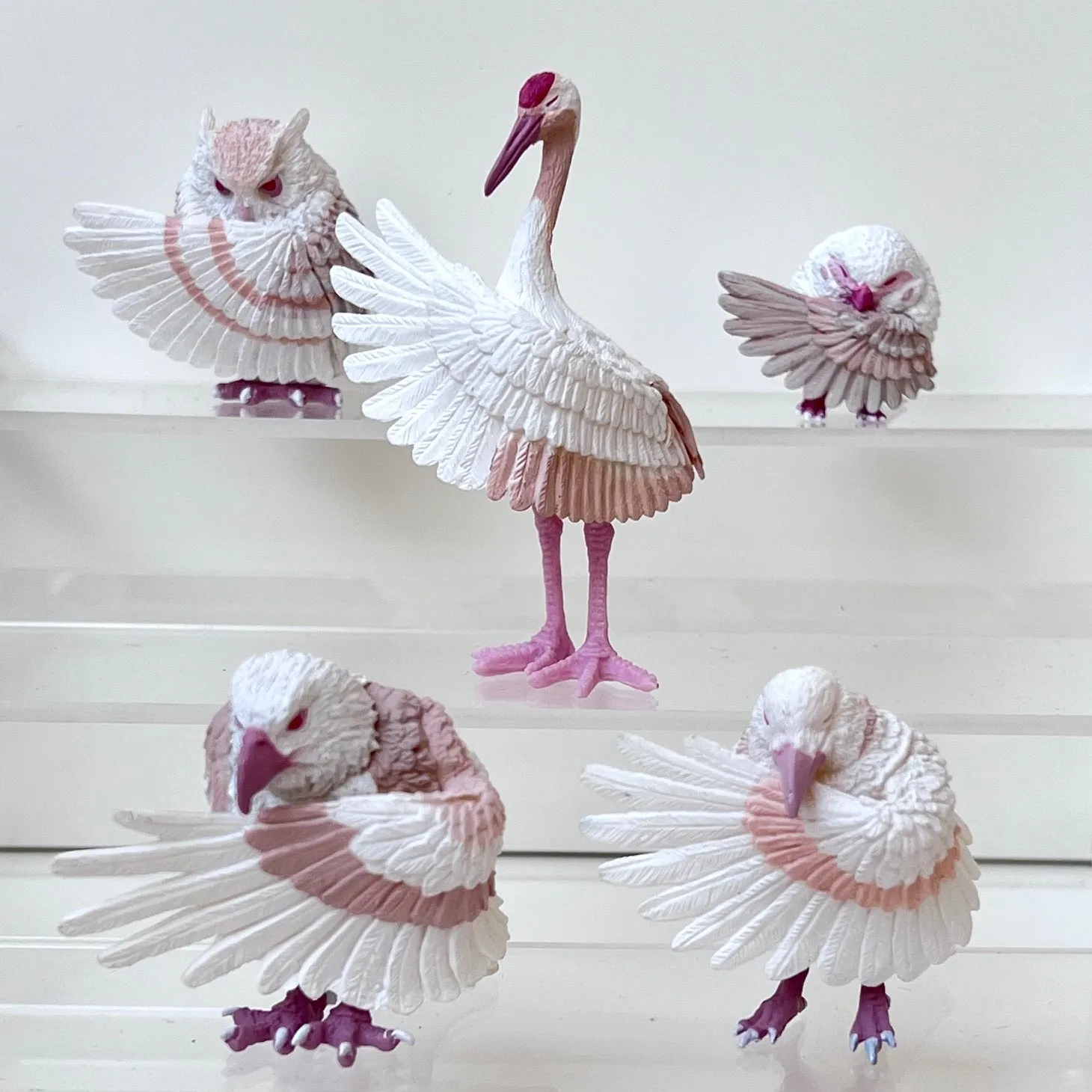 73054 White Bowing Birds Blind Box-10