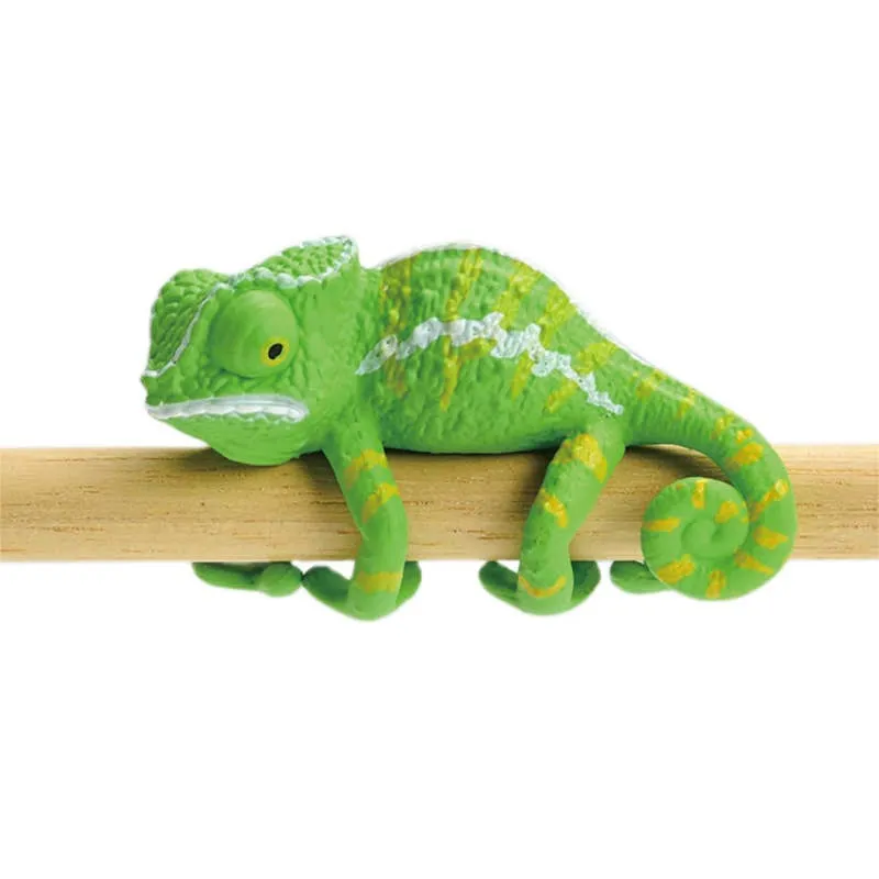 Cuddles Everywhere! Reptilian Charm Surprise Box