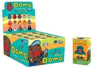 Domo 2" Qee Series 3 (Case of 15)