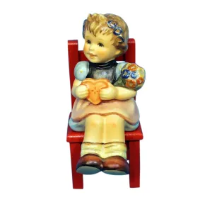 Hummel Figurine: Heart's Delight - 698