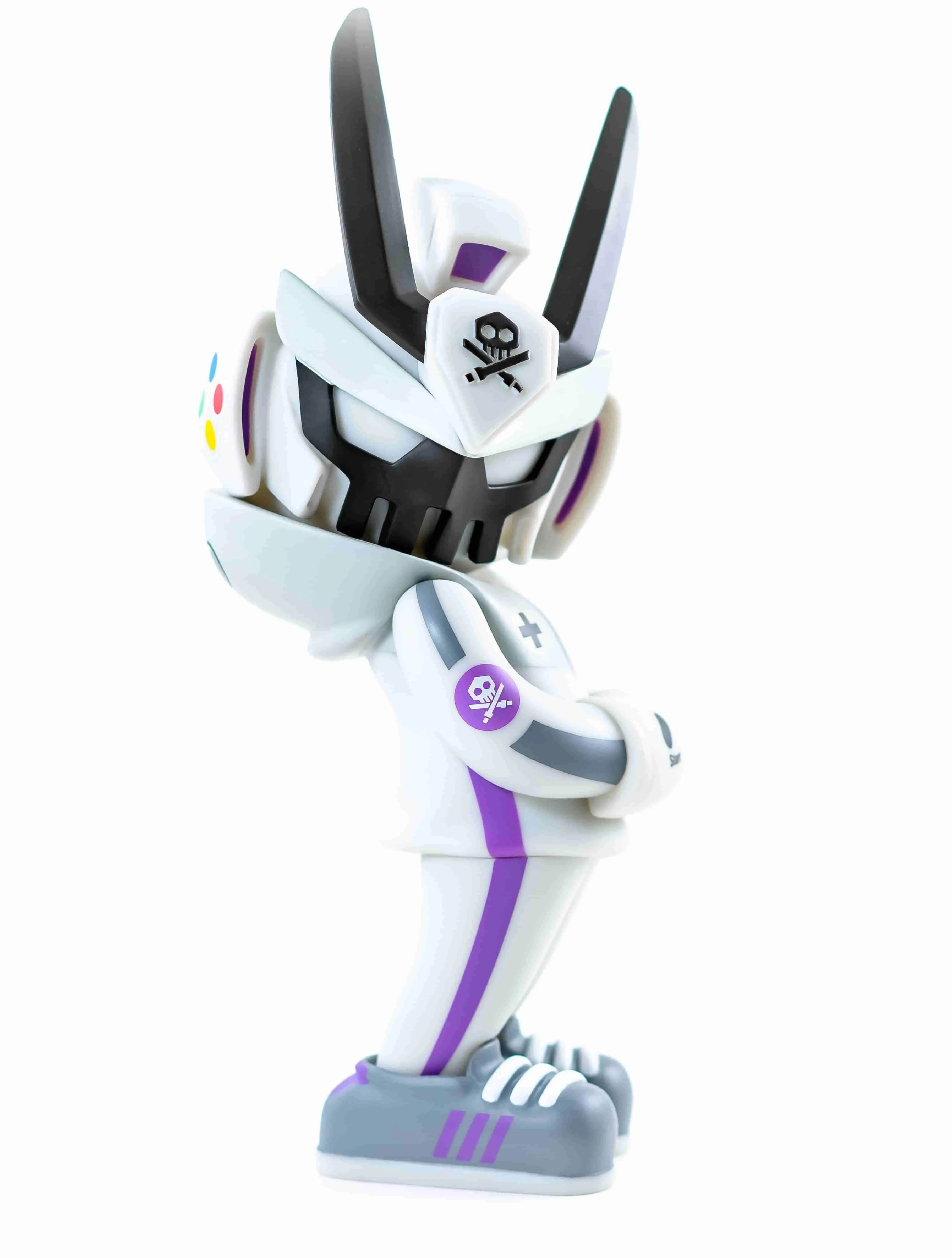 SUPER RETRO MEGA TEQ 63 - 12.5 Inch Medium Art Figure by Martian Toys x Quiccs