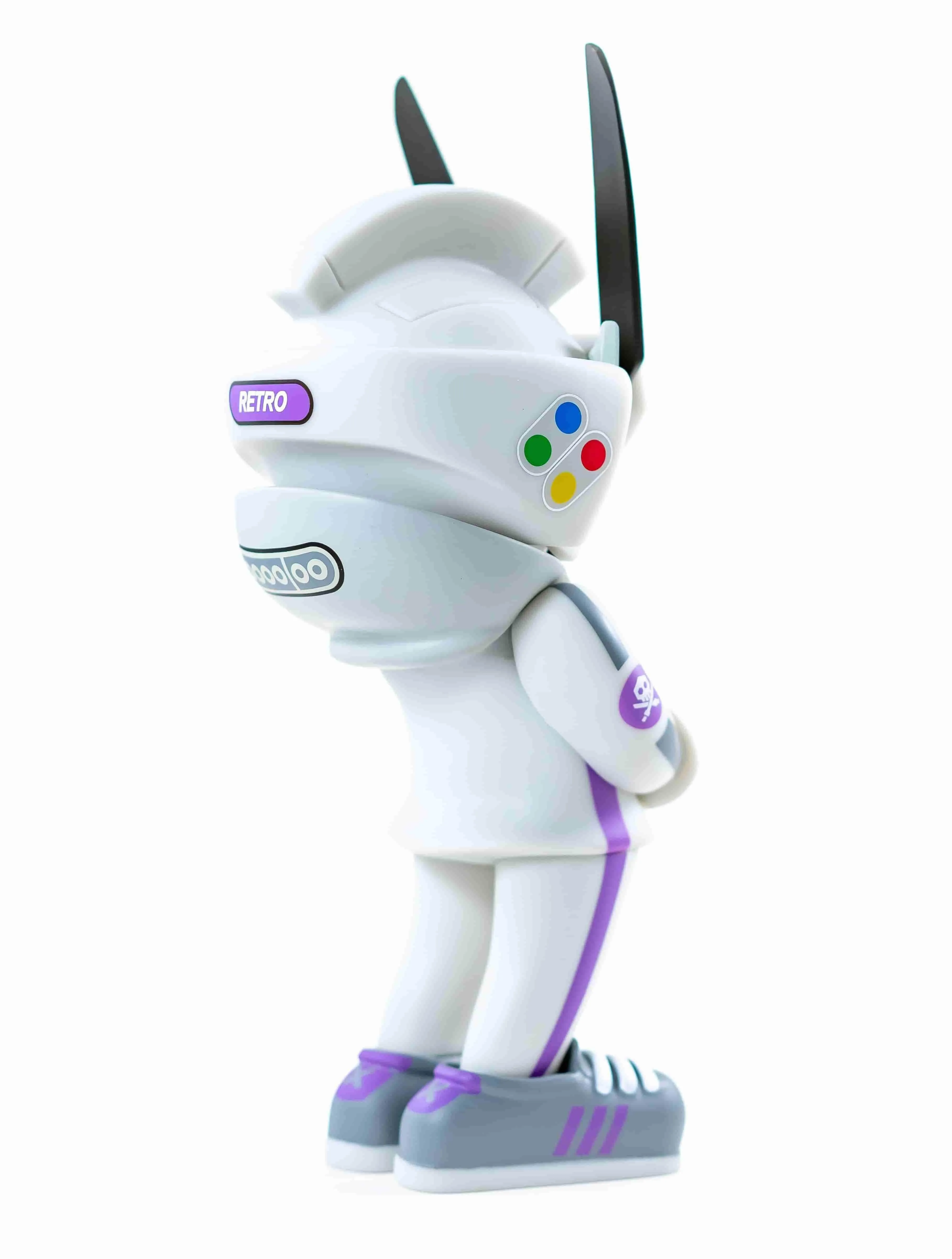 SUPER RETRO MEGA TEQ 63 - 12.5 Inch Medium Art Figure by Martian Toys x Quiccs