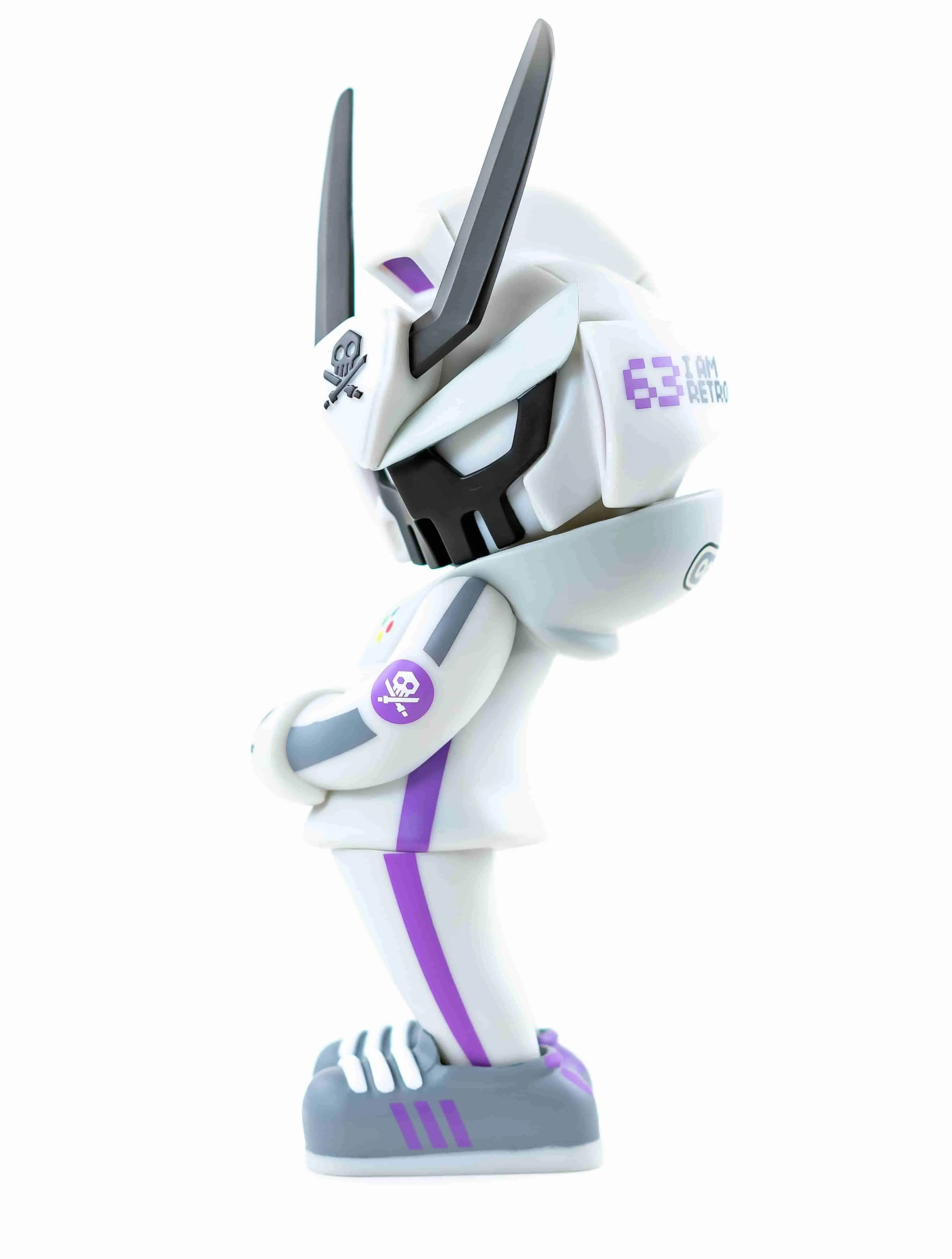 SUPER RETRO MEGA TEQ 63 - 12.5 Inch Medium Art Figure by Martian Toys x Quiccs