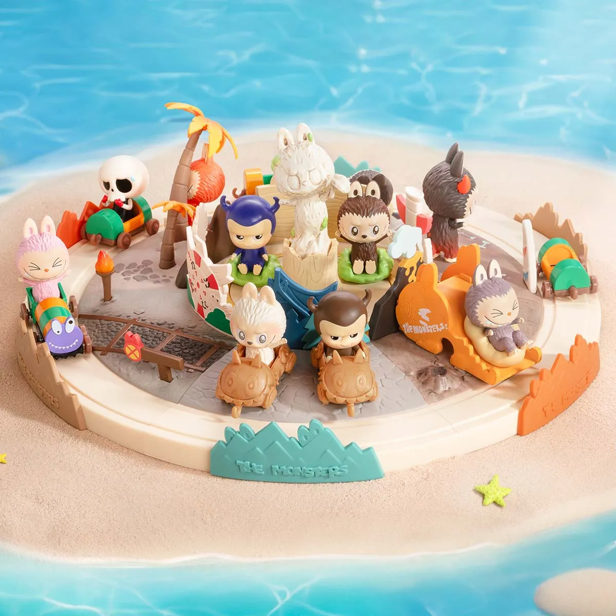 THE MONSTERS Playing Games Series  Scene Sets by POP MART