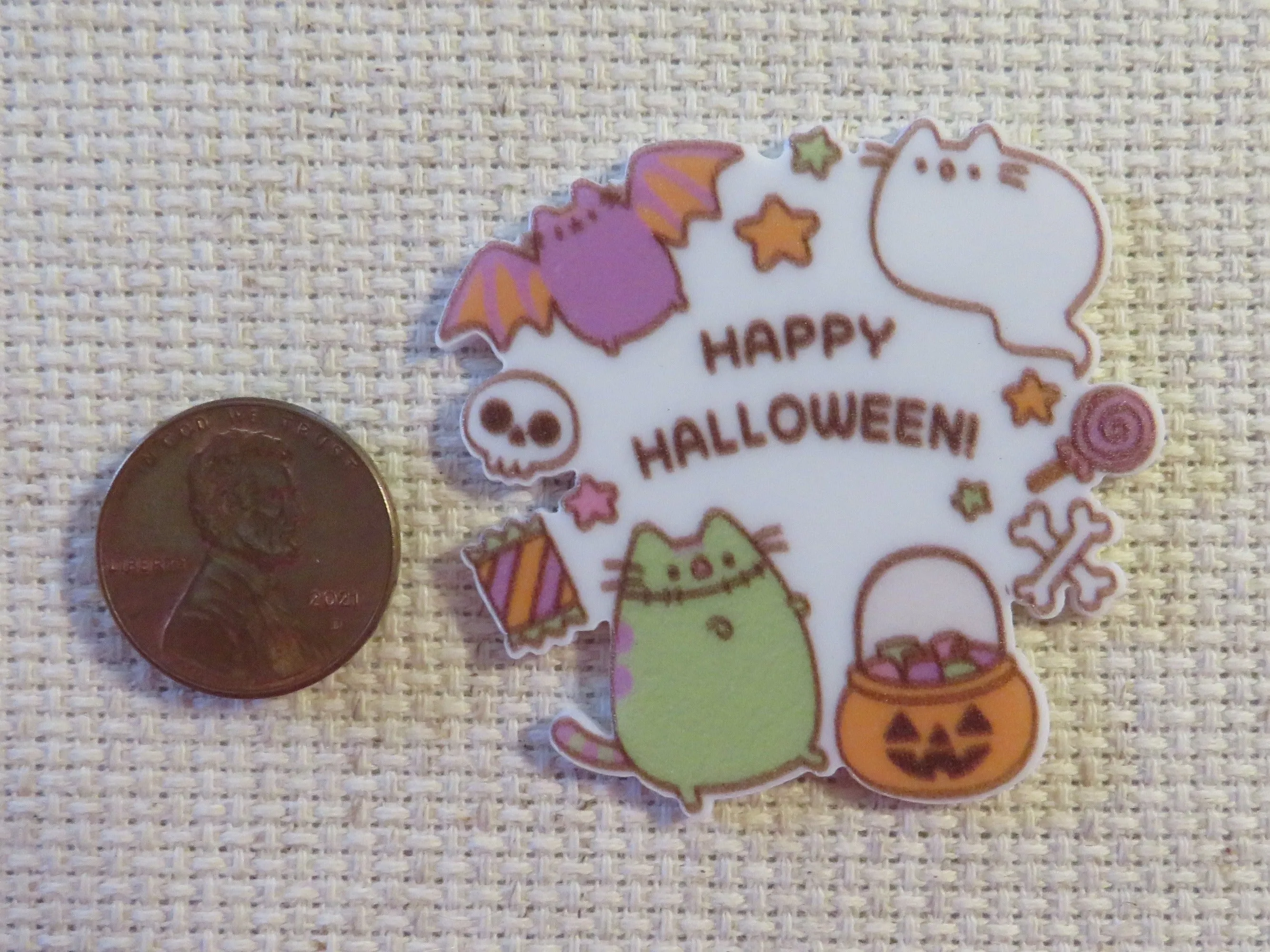 White Background Cartoon Cat Happy Halloween Needle Minder, Cover Minder, Magnet