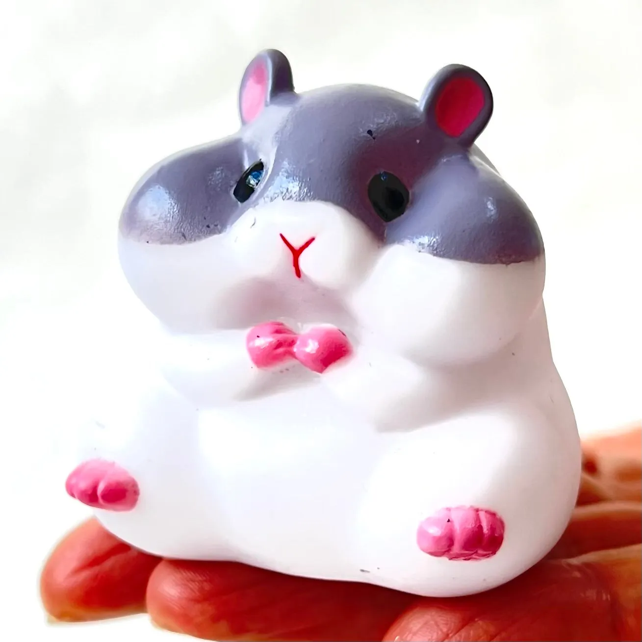 X 70755 ROUND SOFT HAMSTERS BLIND BOX-DISCONTINUED
